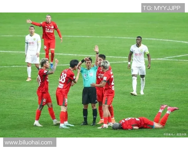 阿联酋U23与乌兹别克U23激战正酣,争夺亚洲青年足球荣耀之巅 阿联酋U23与乌兹别克U23激战正酣,争夺亚洲青年足球荣耀之巅